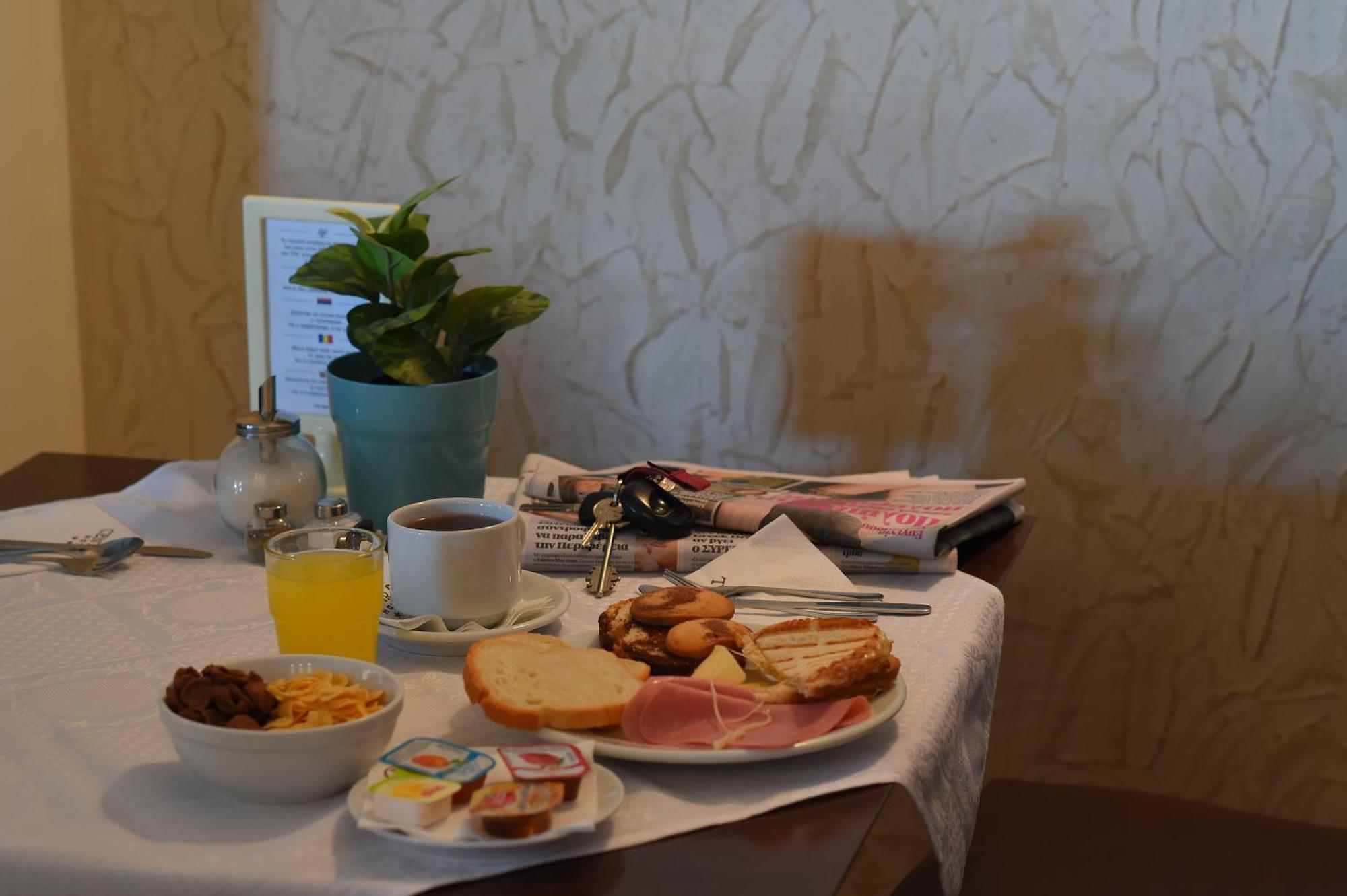 Central Hotel Paralia Katerinis Ngoại thất bức ảnh